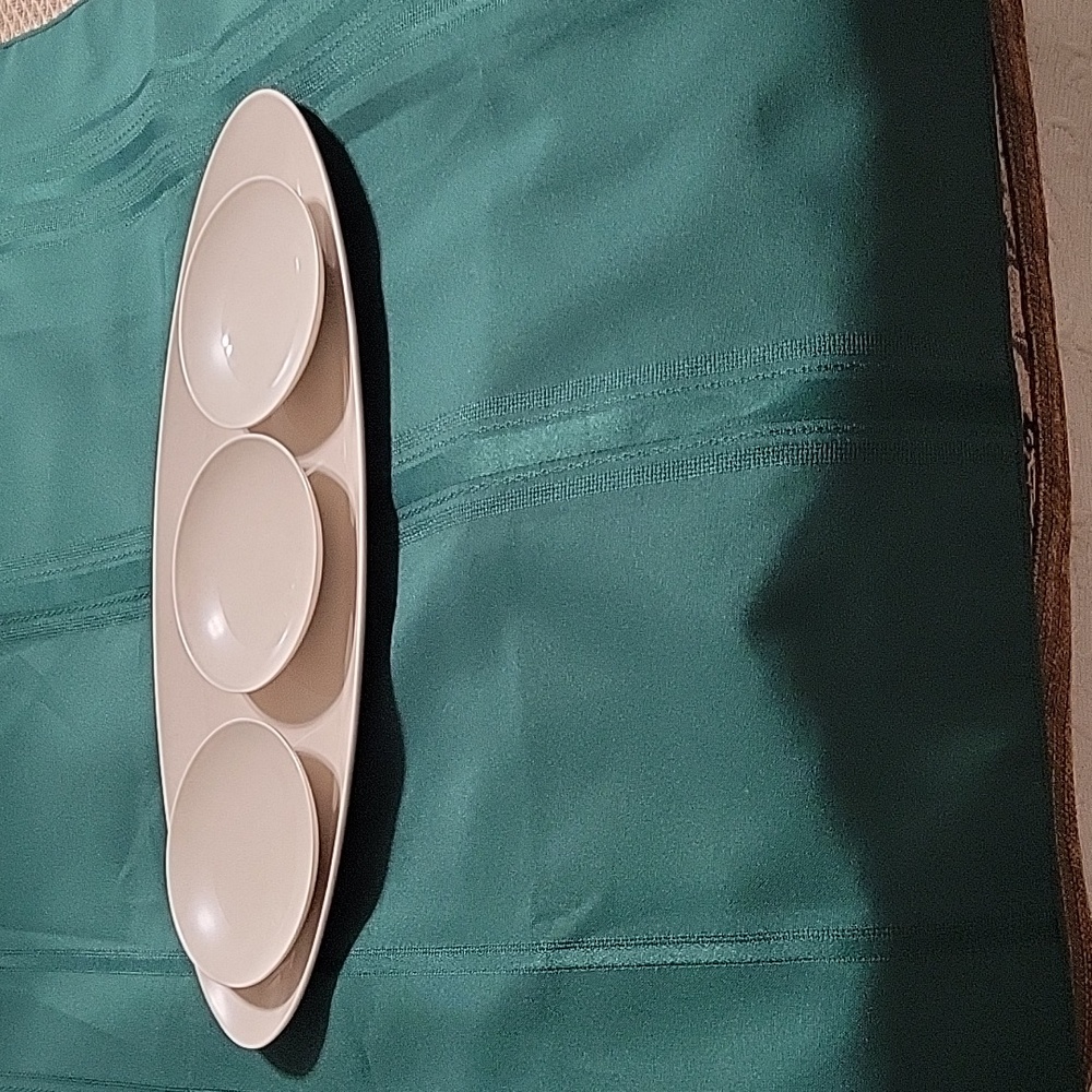 Donna karan Lenox Tray With 3 Bowls
